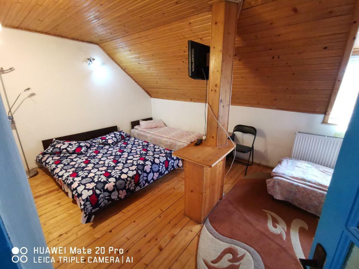 קלוז'-נאפוקה Enjoy Hostel מראה חיצוני תמונה